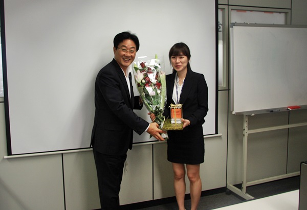 최우수보상인 근성상 : 하이서울센터 박다영 사원 사진