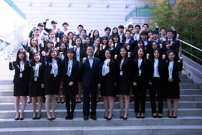 2016년 상반기 신입사원 입문과정 수료식_단체사진